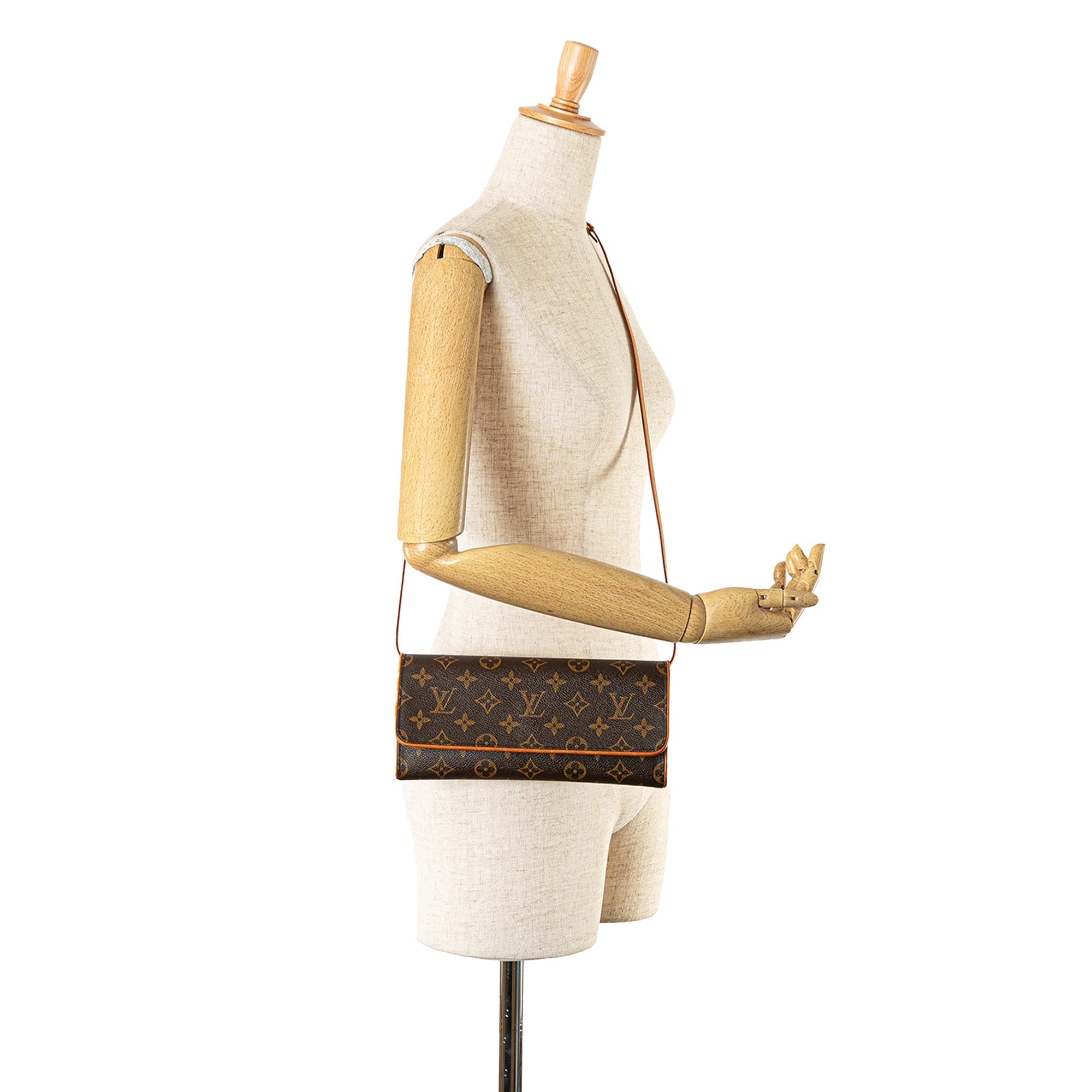 LO-LV bags 4758