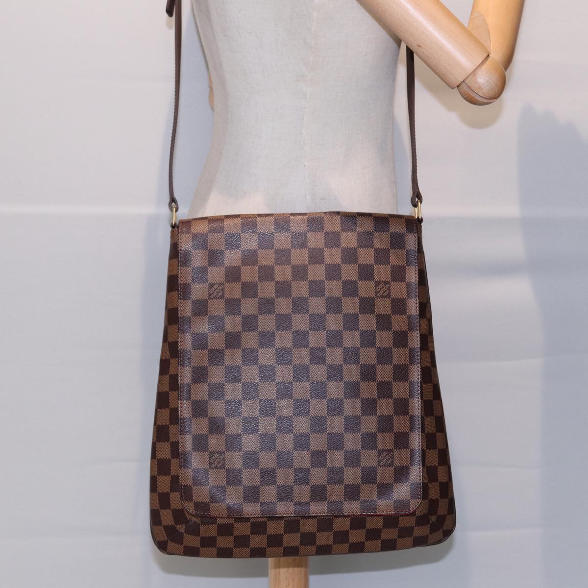LO-LV bags 6299