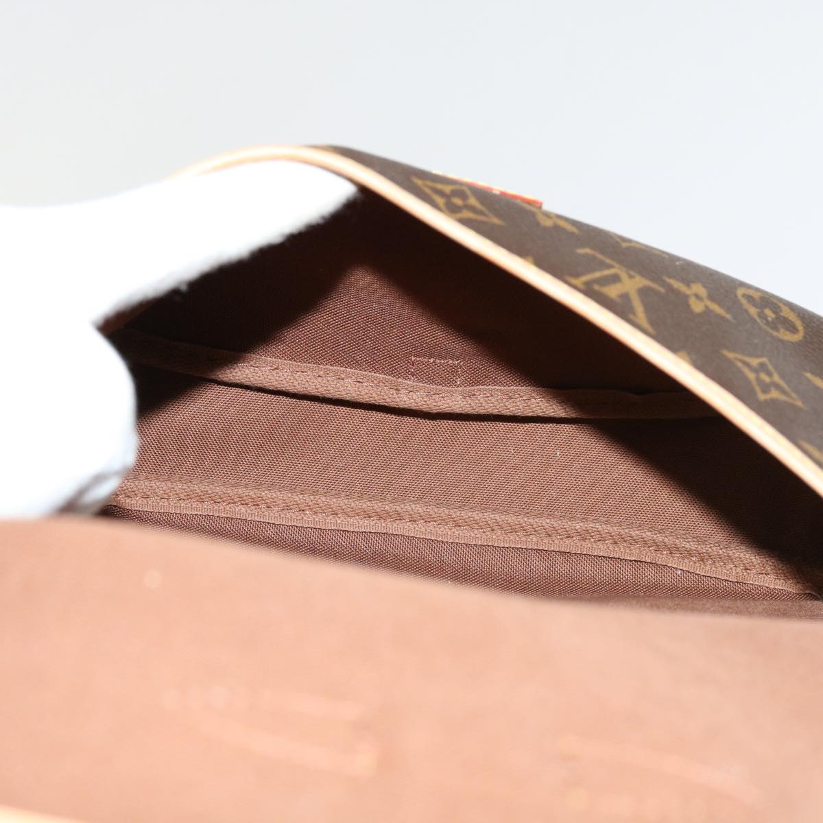 LO-LV bags 6610