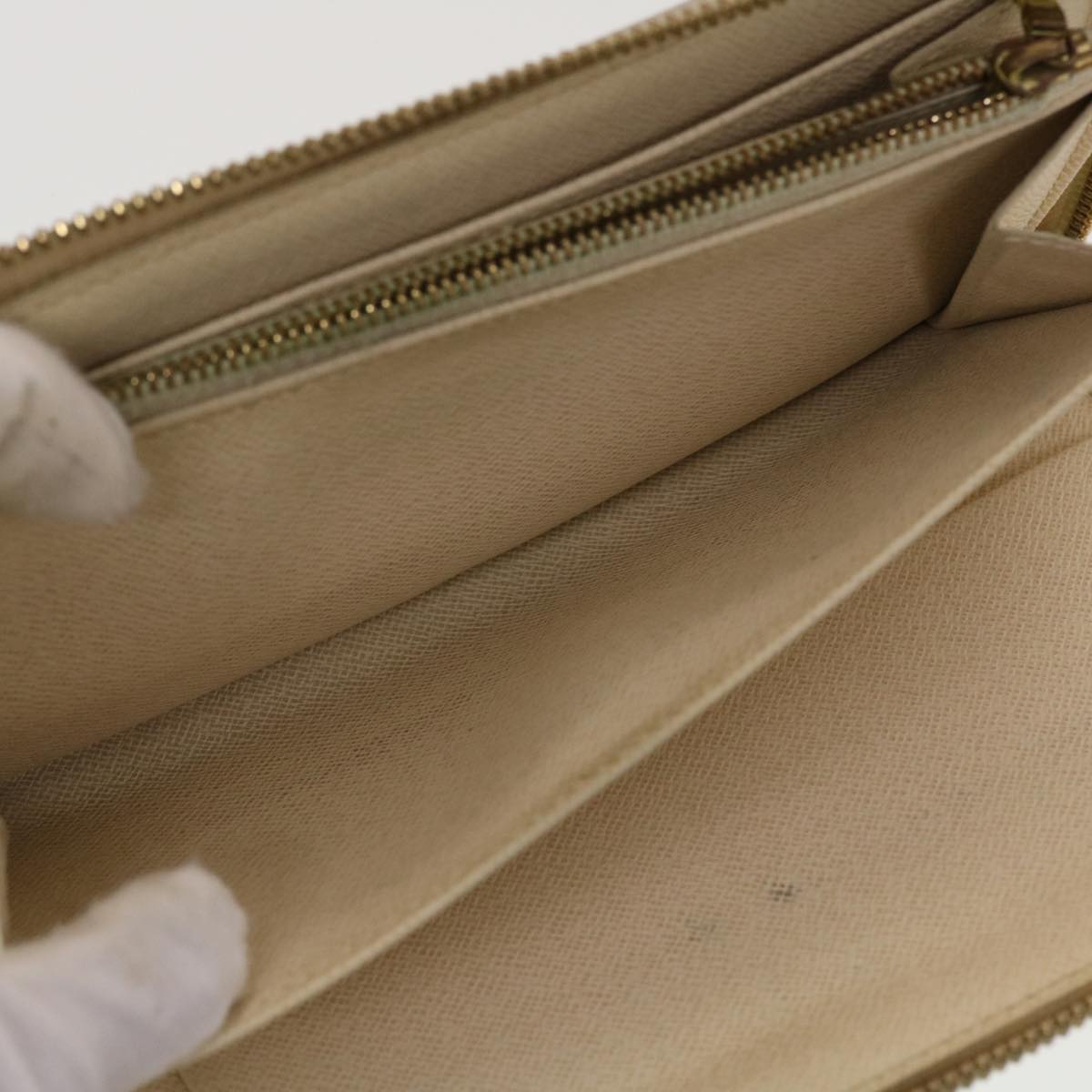 LO-LV bags 3038