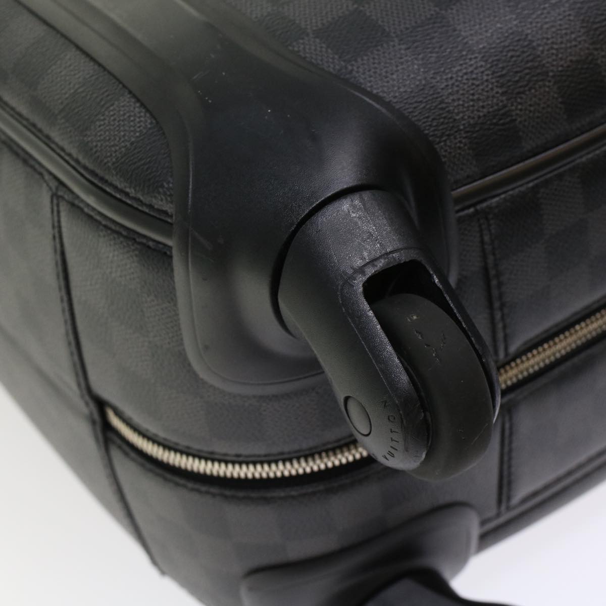 LO-LV bags 3008