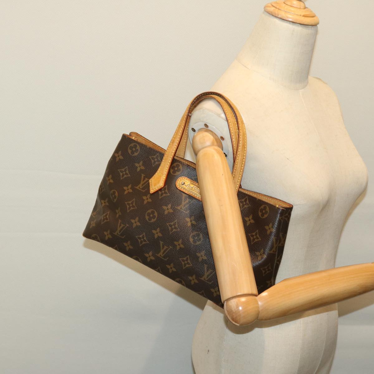 LO-LV bags 2951