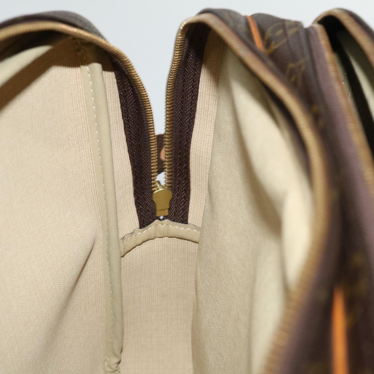 LO-LV bags 6624