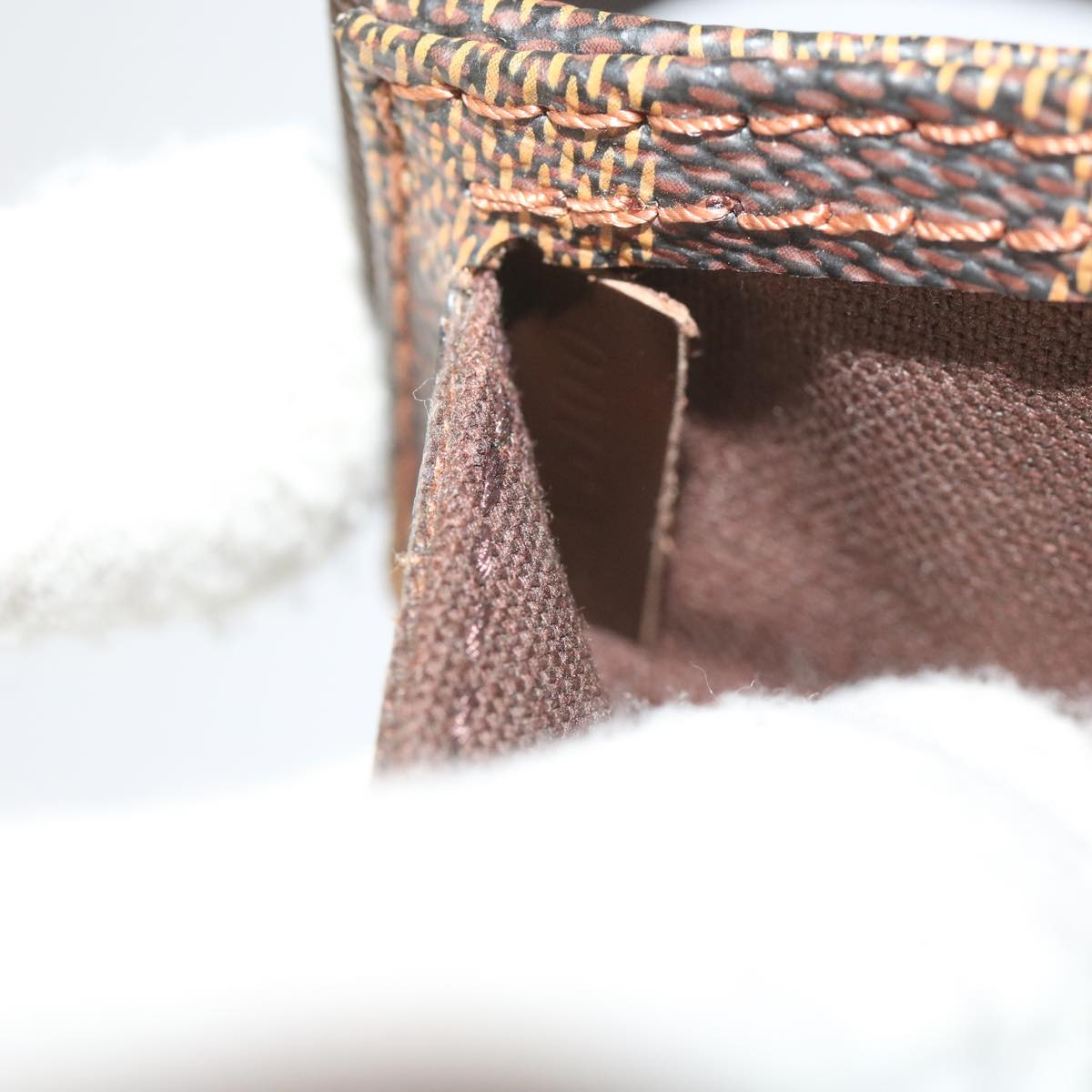 LO-LV bags 6515