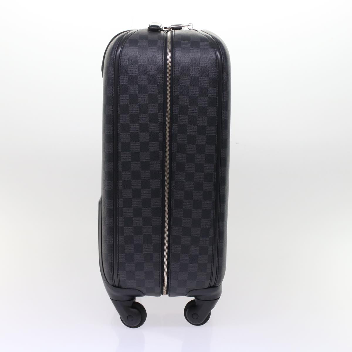LO-LV bags 3008