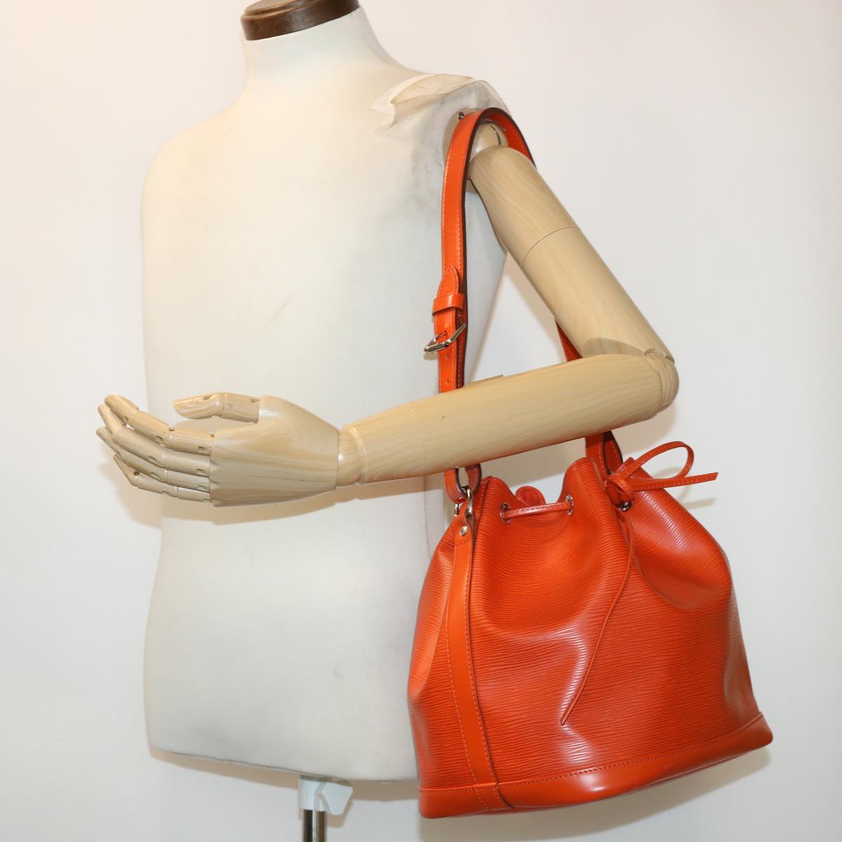 LO-LV bags 6590