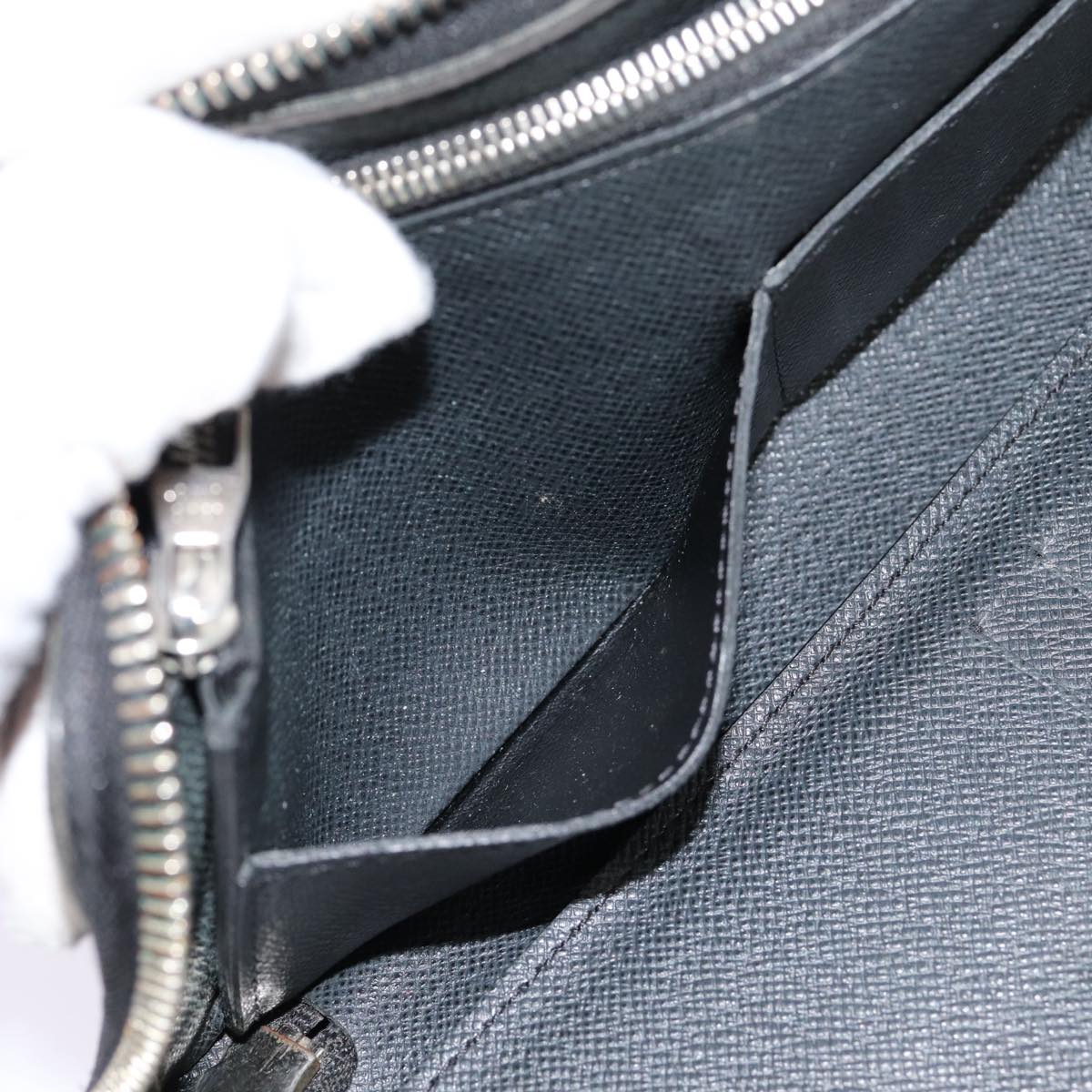 LO-LV bags 3064