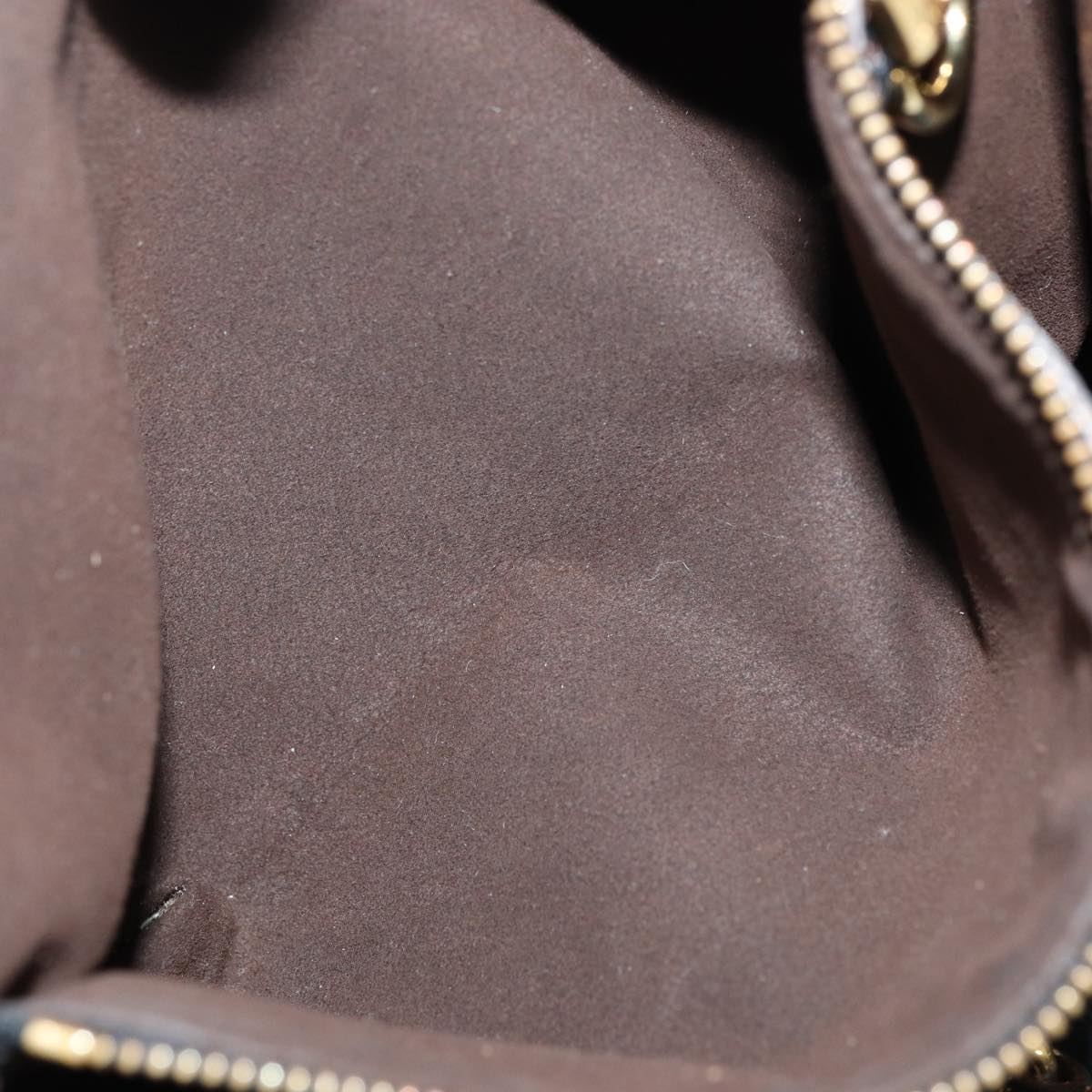 LO-LV bags 2996