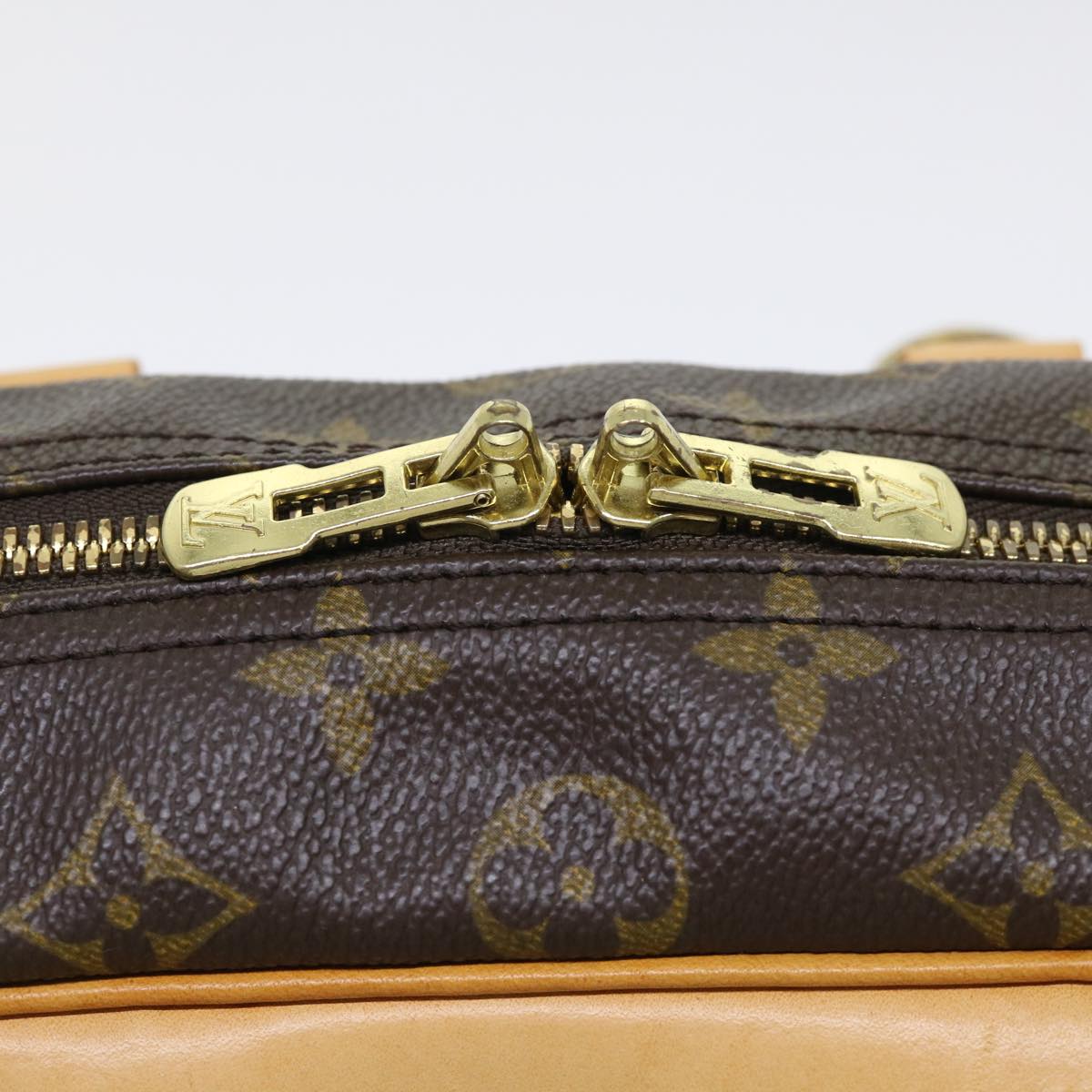 LO-LV bags 2081