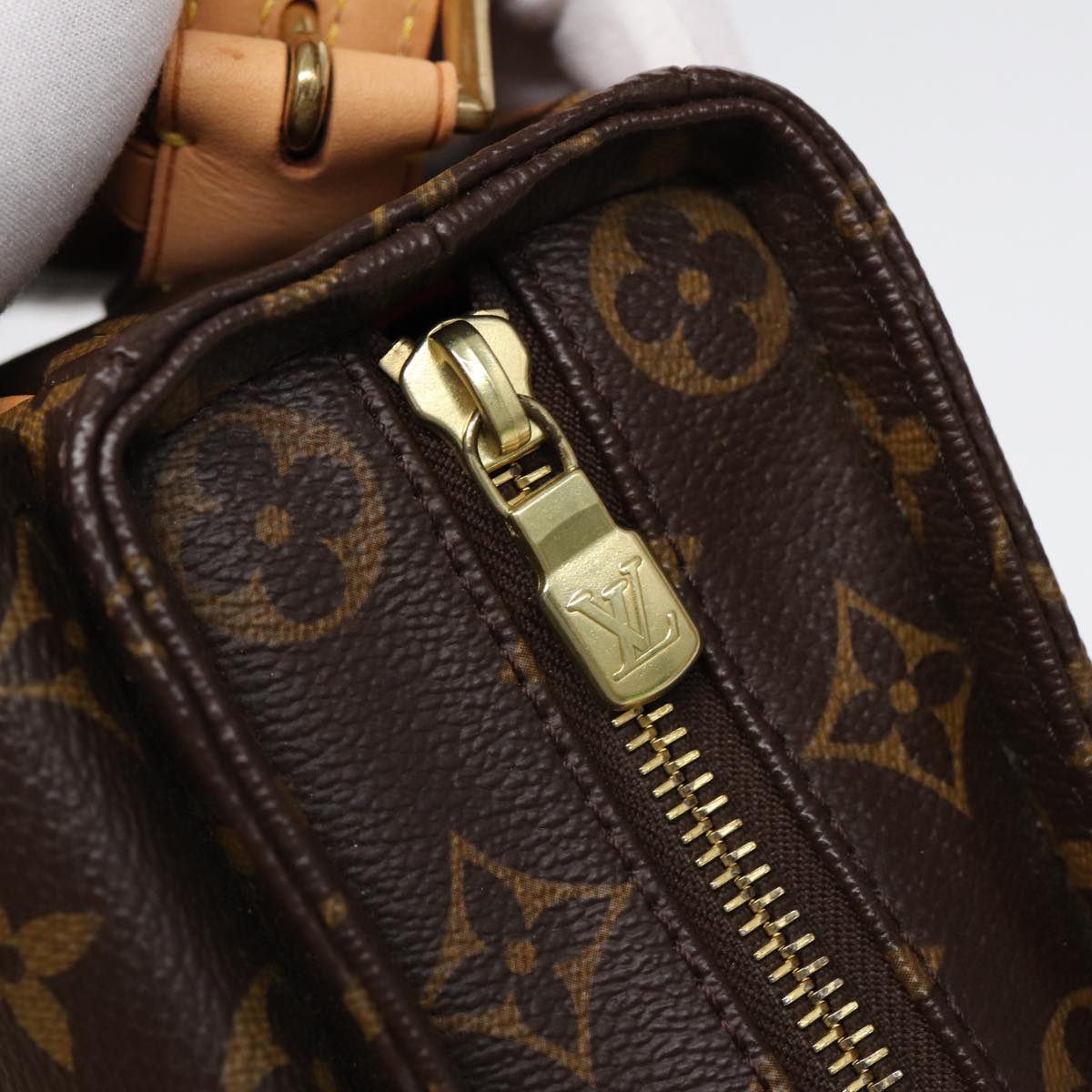 LO-LV bags 2884