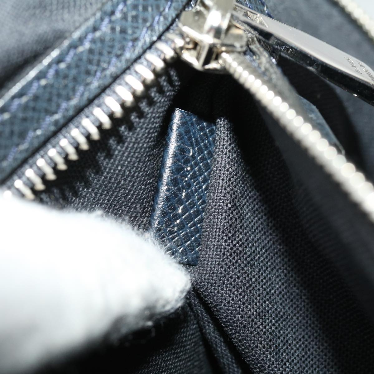 LO-LV bags 2699