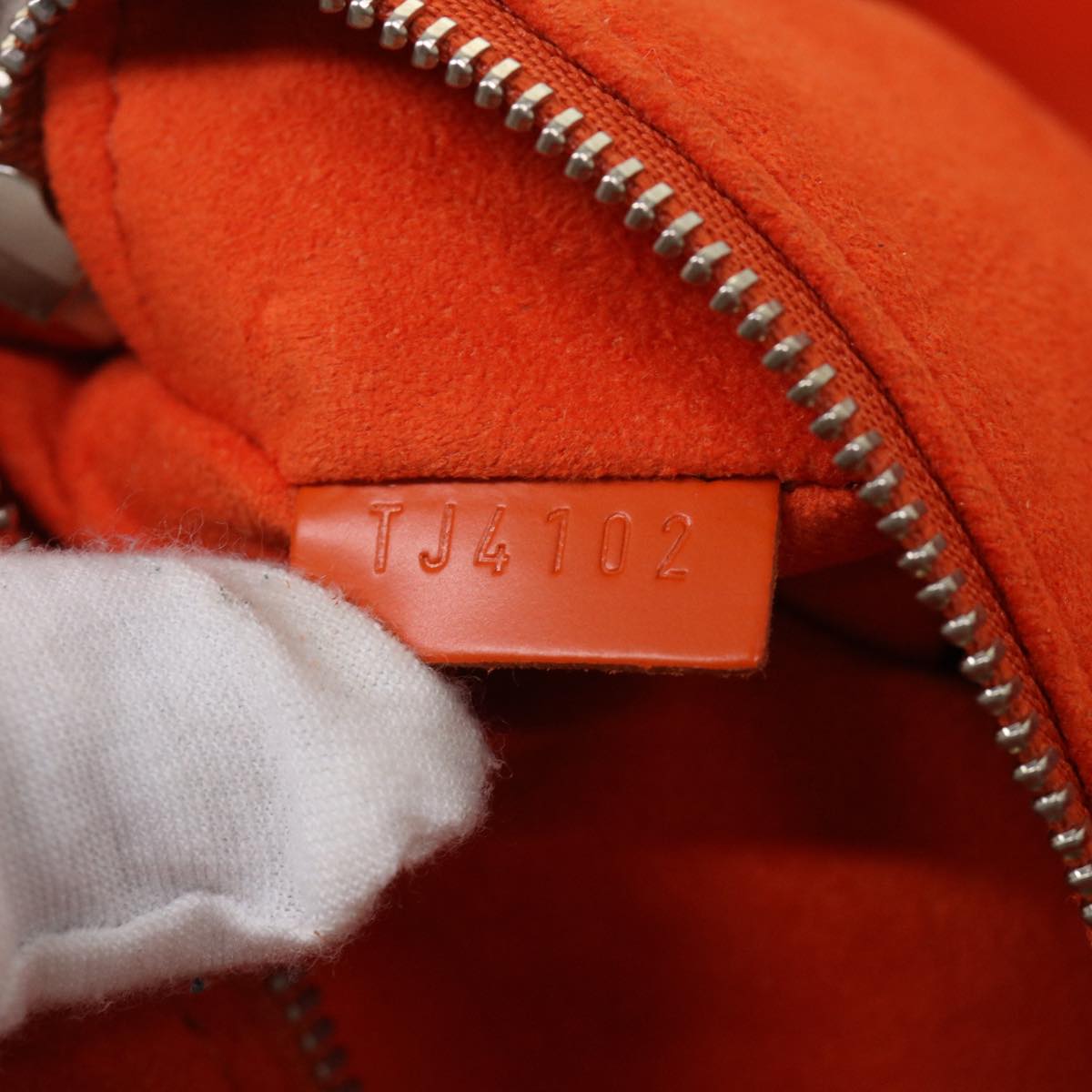 LO-LV bags 6590