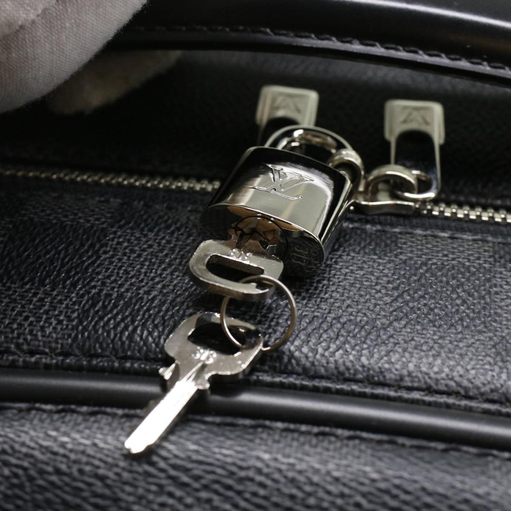 LO-LV bags 3008