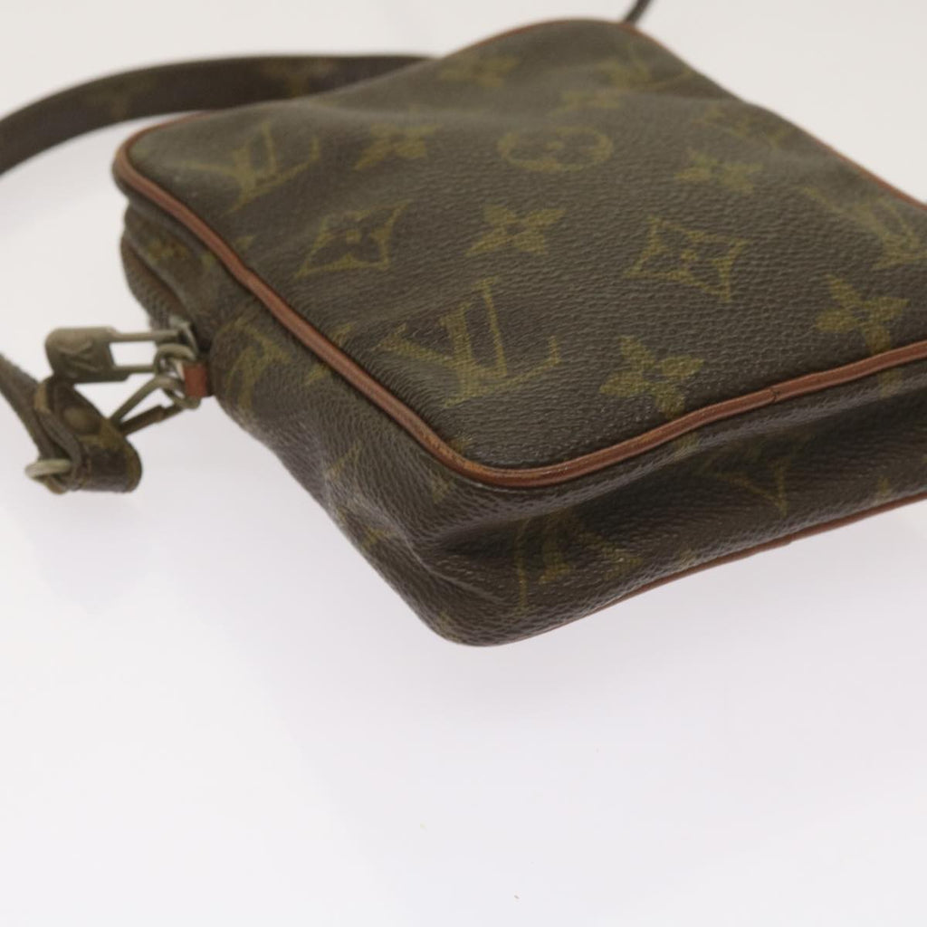 LO-LV bags 2047