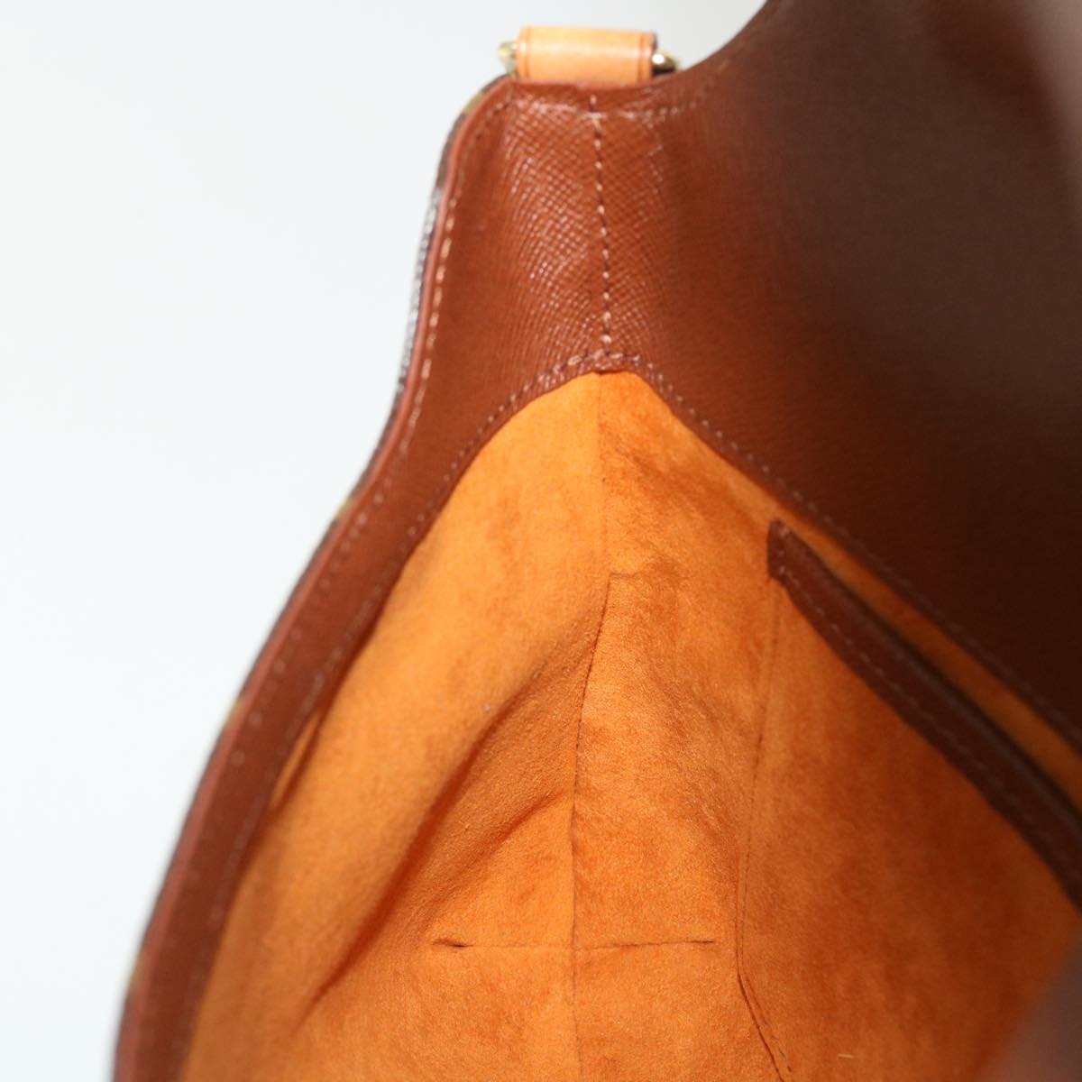 LO-LV bags 6592