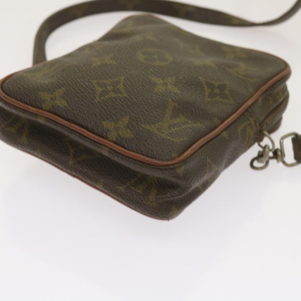 LO-LV bags 2047