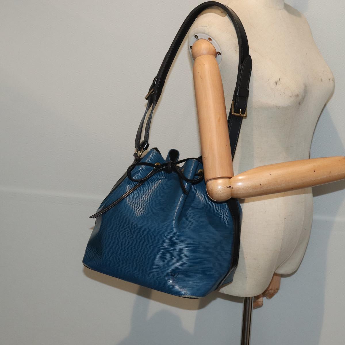 LO-LV bags 6191