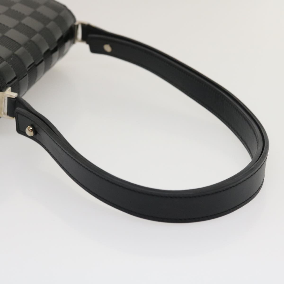 LO-LV bags 7220