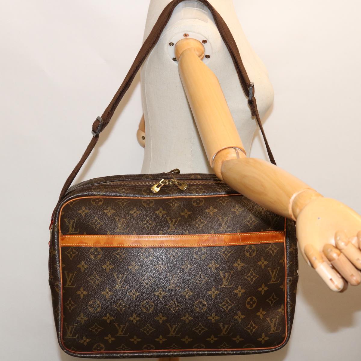 LO-LV bags 6624