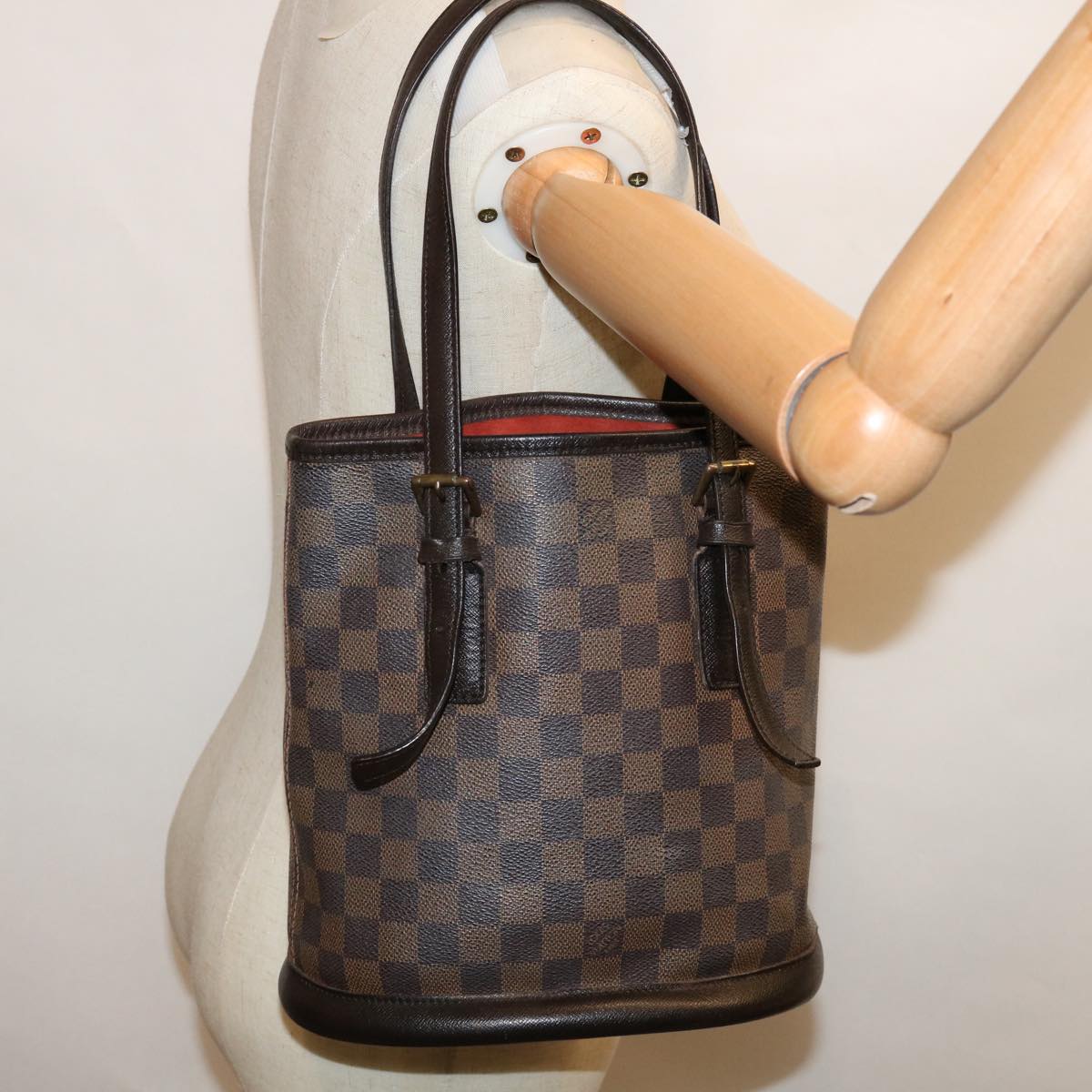 LO-LV bags 6606