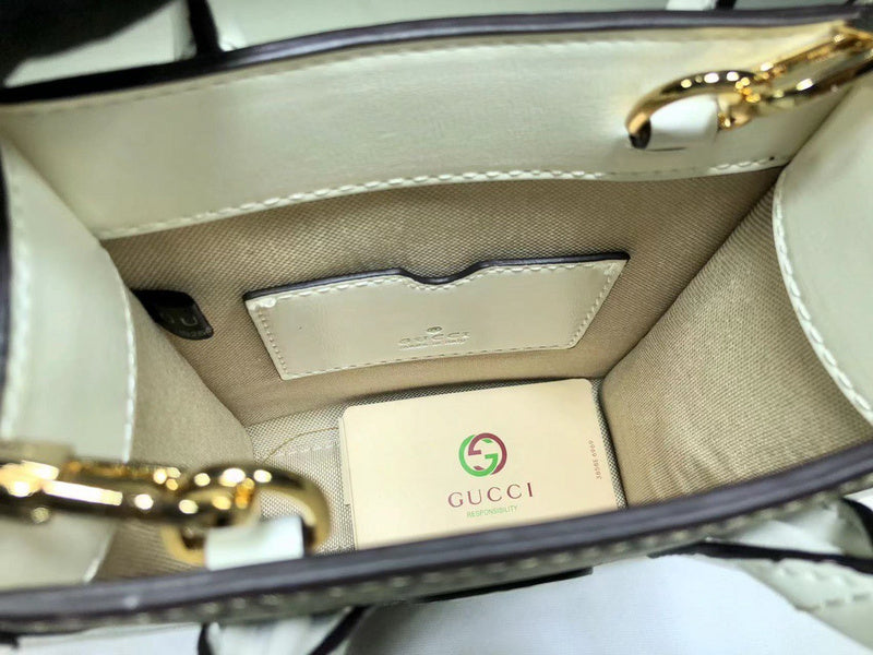 LO - GCC Bags - 1865