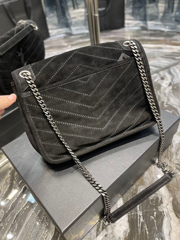 BB - YSL Bag - 3900