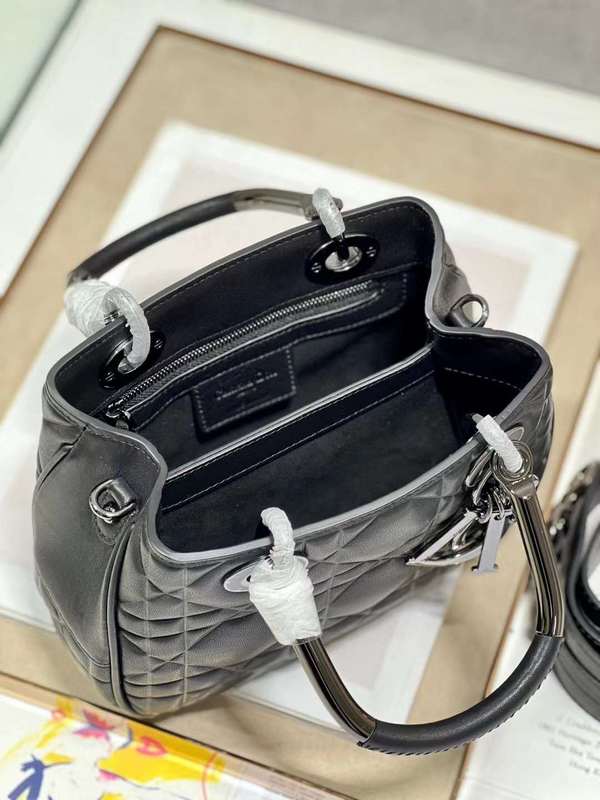 LO - DYOR   BAGS FOR WOMEN - FASHION LUXURY BAGS 091