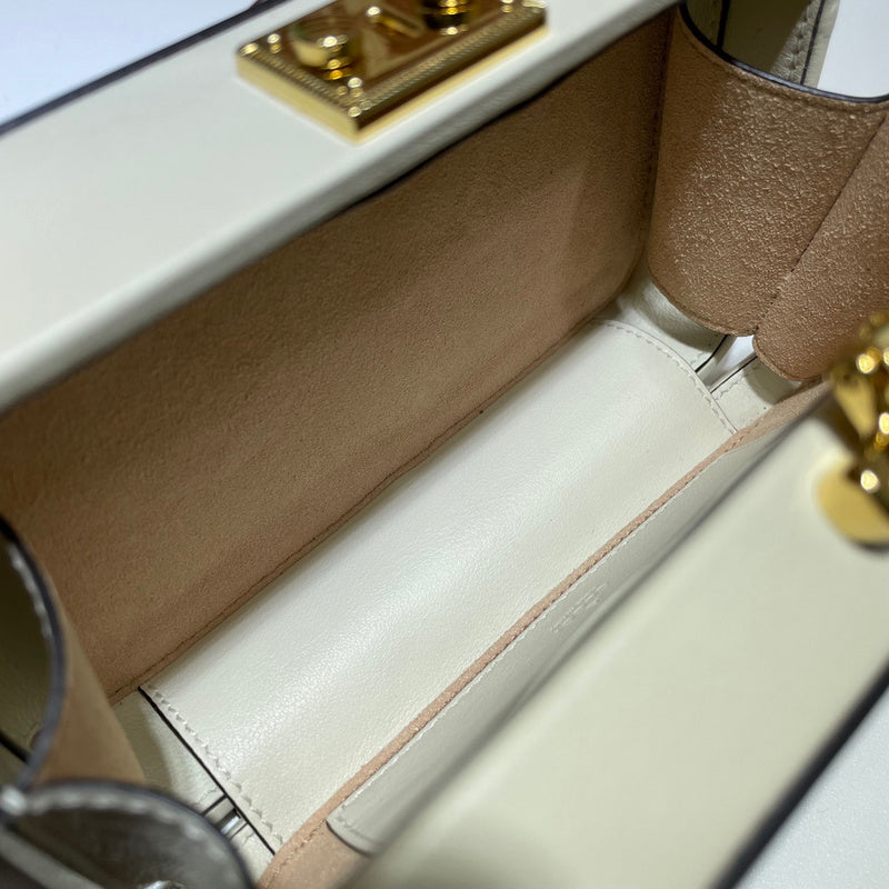 LO - GCC Bags - 3356
