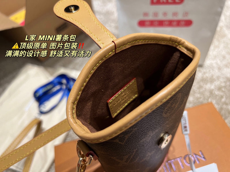 LO - LV Bags - 15077