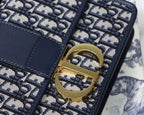 LO - DYOR   BAGS FOR WOMEN - FASHION LUXURY BAGS 225