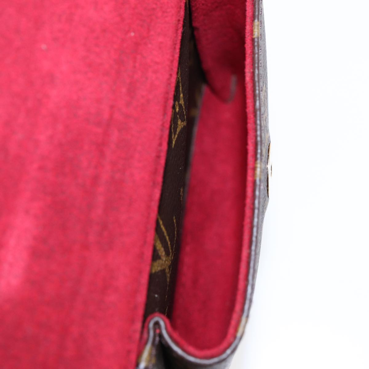 LO-LV bags 2884