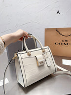 LO - CCH Bags - 215
