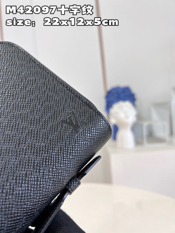 LO - LV Bags - 15697