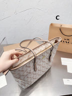 LO - CCH Bags - 154