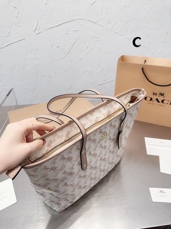 LO - CCH Bags - 154