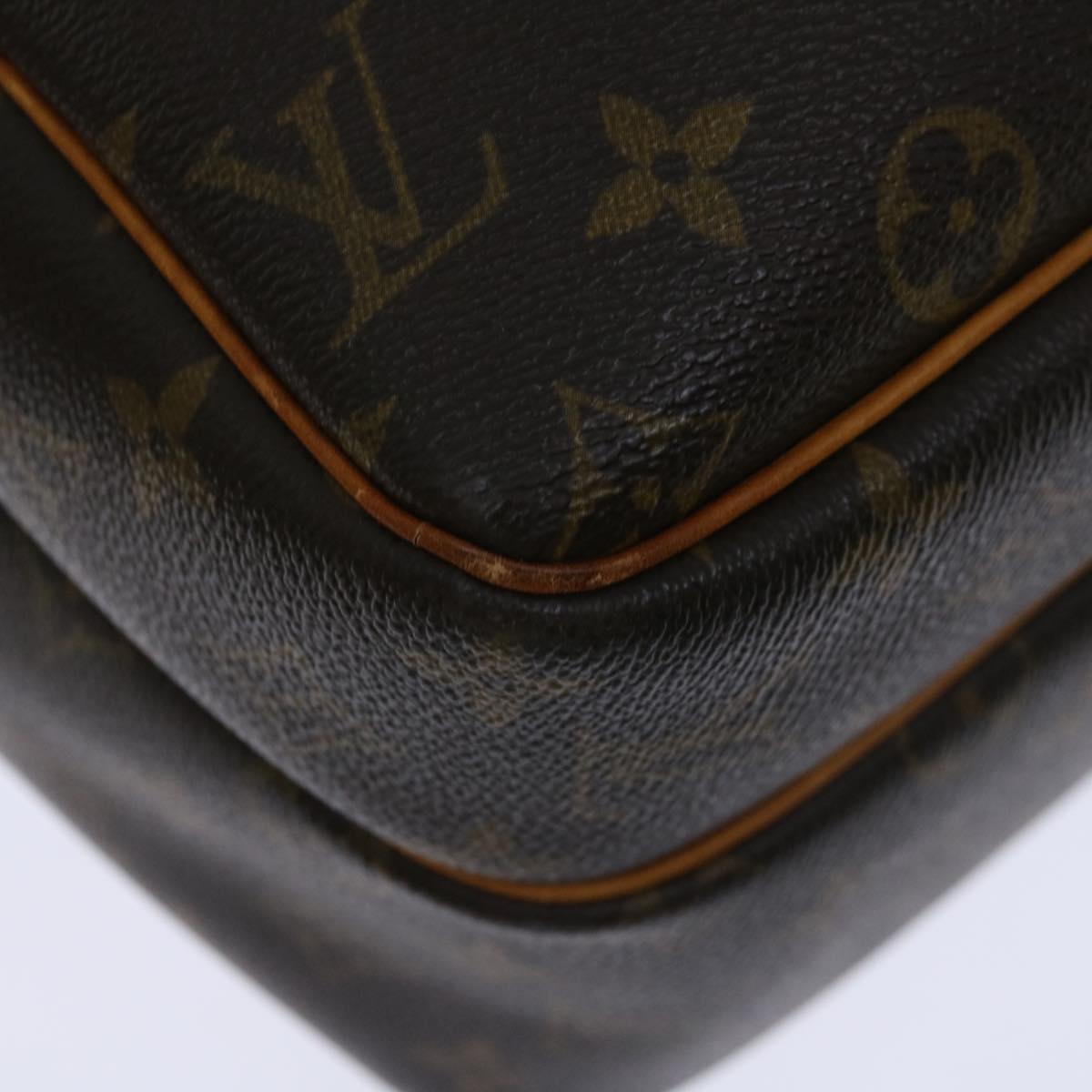 LO-LV bags 6624