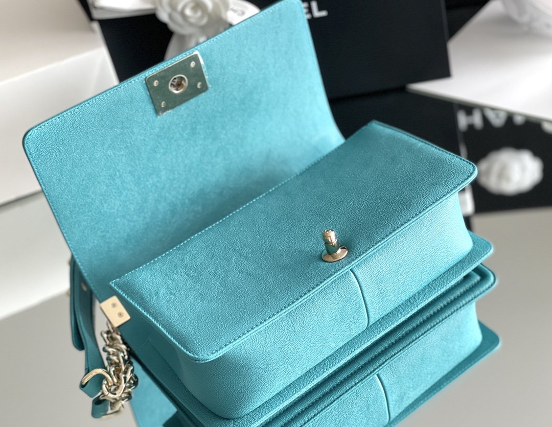 CHL - Medium Boy Handbag Blue For Women 9.8in/25LO A67086