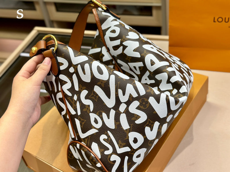 LO - LV Bags - 15055