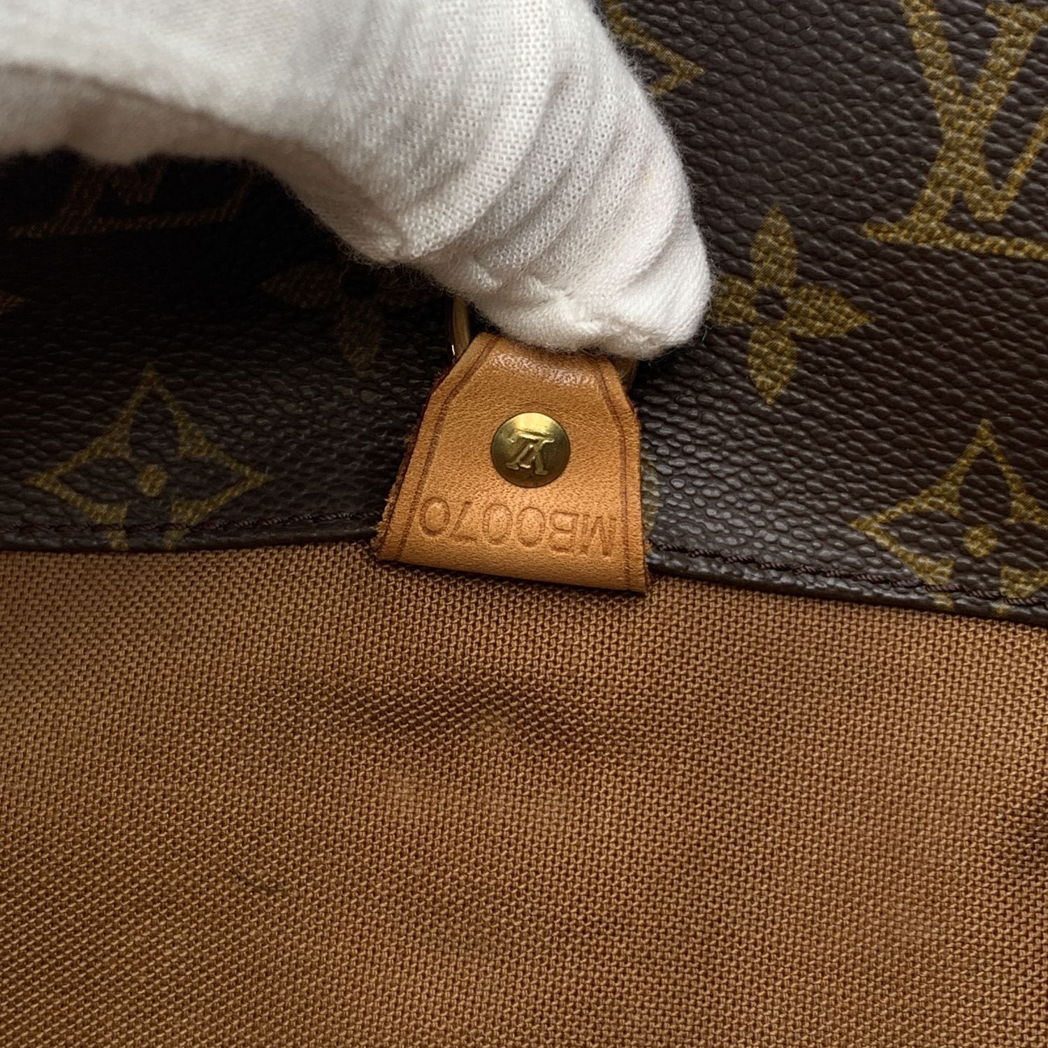 LO-LV bags 2845