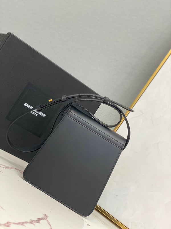BB - YSL Bag - 2077
