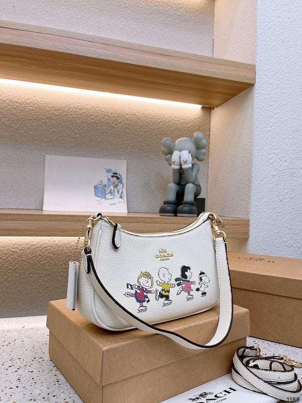 LO - CCH Bags - 307