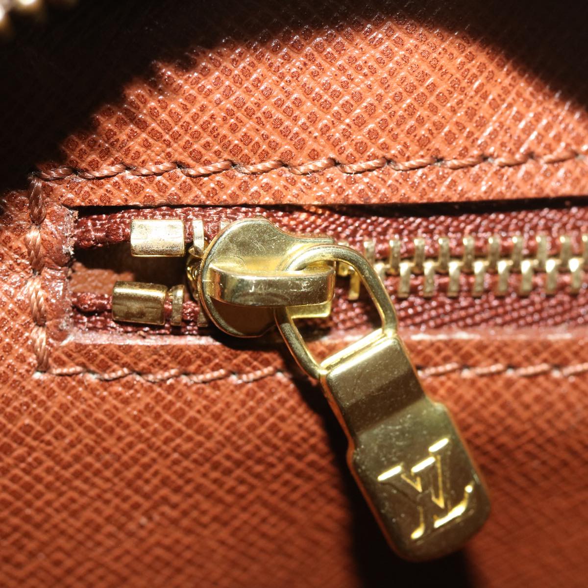 LO-LV bags 6865