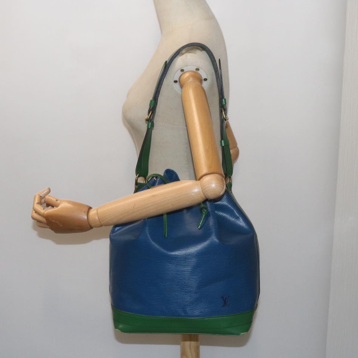 LO-LV bags 6626