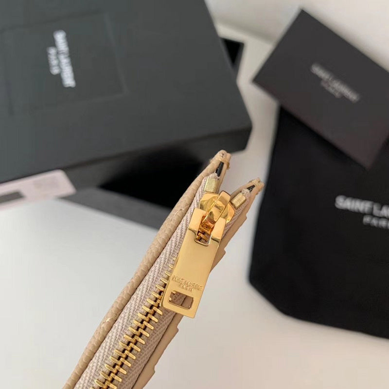 BB - YSL Bag - 2425