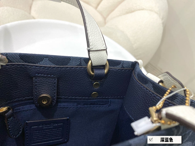 LO - CCH Bags - 040