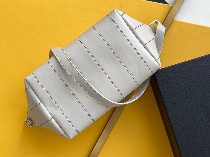 BB - YSL Bag - 4170