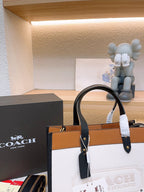 LO - CCH Bags - 037