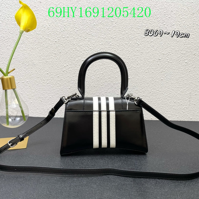 LO - BGA Bags - 1953