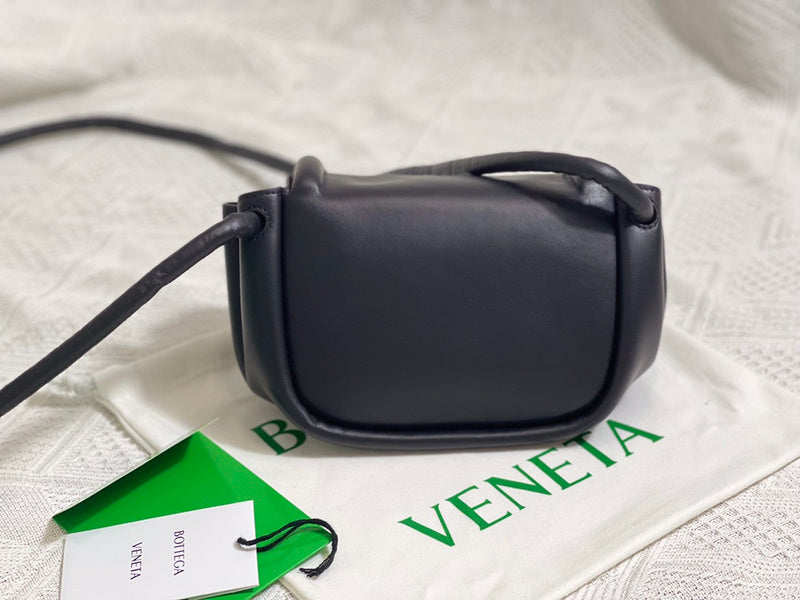 B-VENETA STYLISH HANBAGS FOR WOMEN - - 033
