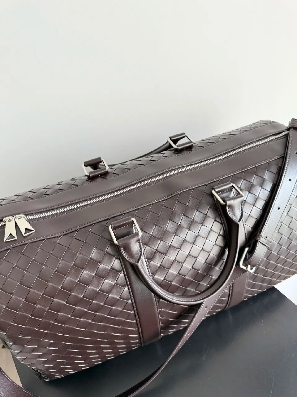 BV 25s  Bottega Veneta Duffel Bag Deep Brown Intrecciato leather